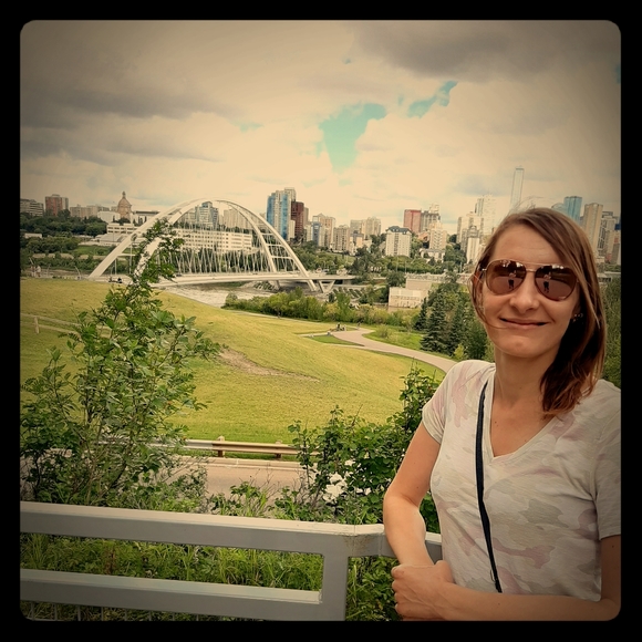 Meet your Posher, Dorothy - Picture 1 of 1